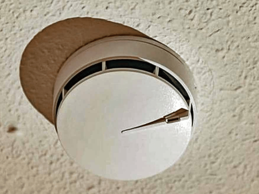 Tìm kiếm máy quay ẩn